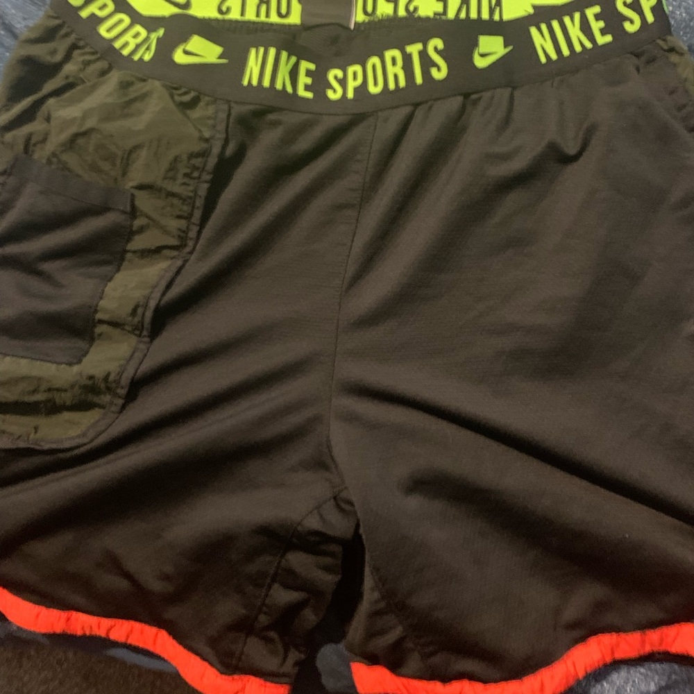 Men’s Nike workout set